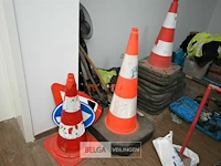 Partij grote verkeerskegels - afbeelding 3 van  3