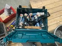 Partij handgereedschap en bevestigingsmaterialen - afbeelding 10 van  11