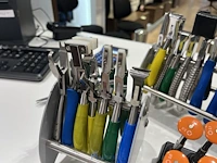 Partij handgereedschap voor brilmonturen - afbeelding 7 van  11