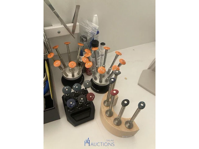 Partij handgereedschap voor brilmonturen - afbeelding 6 van  6