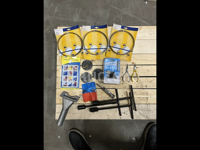 Partij handgereedschap - afbeelding 1 van  5