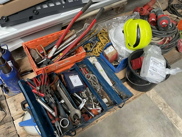 Partij handgereedschap - afbeelding 1 van  6