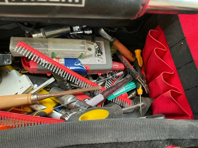 Partij handgereedschap - afbeelding 10 van  10
