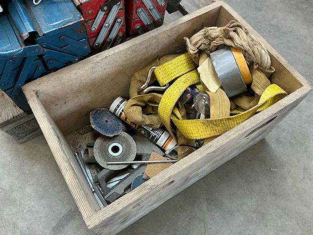 Partij handgereedschap - afbeelding 11 van  11