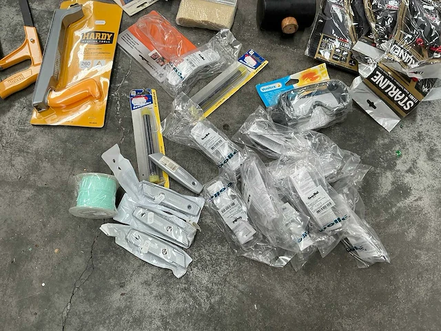 Partij handgereedschap - afbeelding 9 van  9