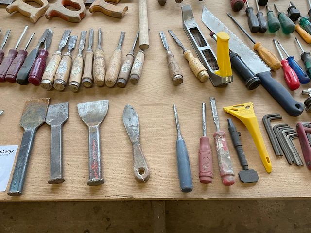 Partij handgereedschappen - afbeelding 11 van  12