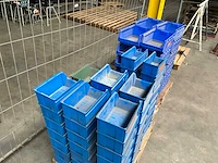 Partij hilti isolatiepluggen - magazijnsorteerbakken - ronde partytafels - afbeelding 7 van  18