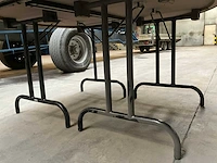 Partij hilti isolatiepluggen - magazijnsorteerbakken - ronde partytafels - afbeelding 9 van  18