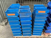Partij hilti isolatiepluggen - magazijnsorteerbakken - ronde partytafels - afbeelding 18 van  18