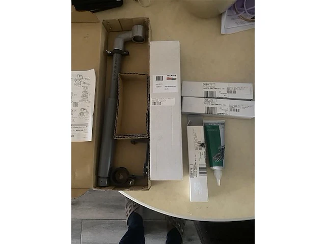 Partij hitachi hikoki stofafzuigers en vet - afbeelding 1 van  6