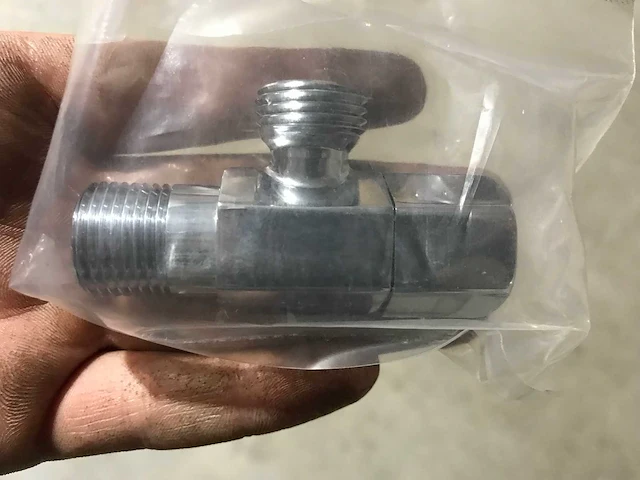 Partij hoekstopkraan 1/2"x1/2" chroom zeskant (7x) - afbeelding 3 van  9