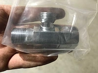 Partij hoekstopkraan 1/2"x1/2" chroom zeskant (7x) - afbeelding 3 van  9