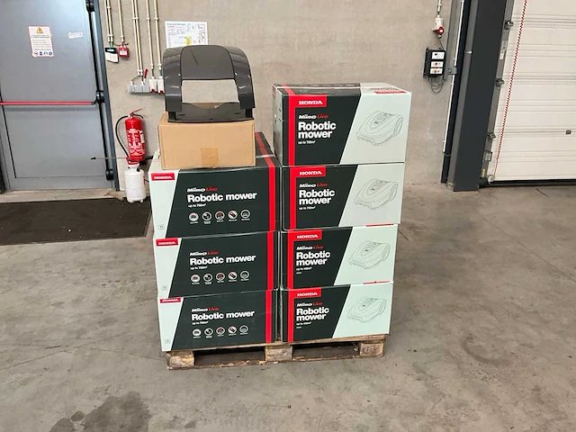 Partij honda miimo robotmaaiers (8xhrm70ec & 4xhrm40ec) - afbeelding 4 van  11