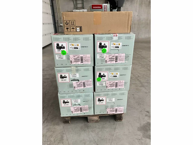 Partij honda miimo robotmaaiers (8xhrm70ec & 4xhrm40ec) - afbeelding 8 van  11