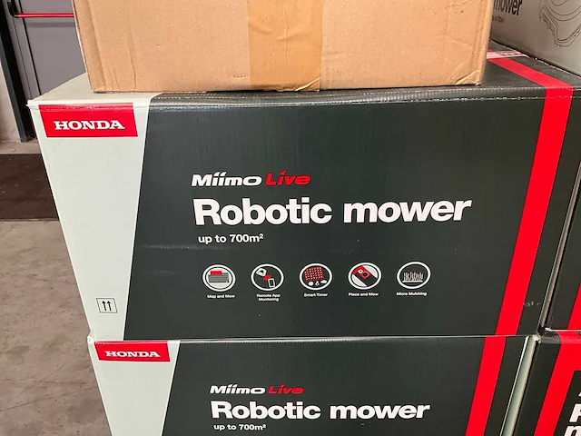 Partij honda miimo robotmaaiers (8xhrm70ec & 4xhrm40ec) - afbeelding 10 van  11