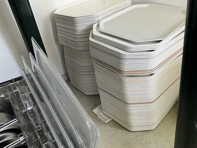 Partij horeca keukenapparaten en keuken gerief - afbeelding 14 van  36