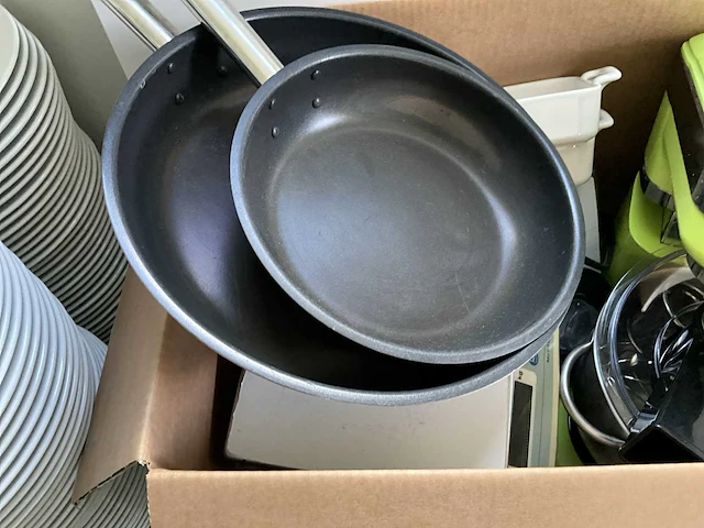 Partij horeca keukenapparaten en keuken gerief - afbeelding 17 van  36