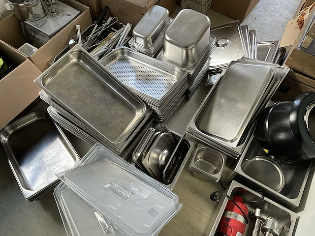 Partij horeca keukenapparaten en keuken gerief - afbeelding 22 van  36