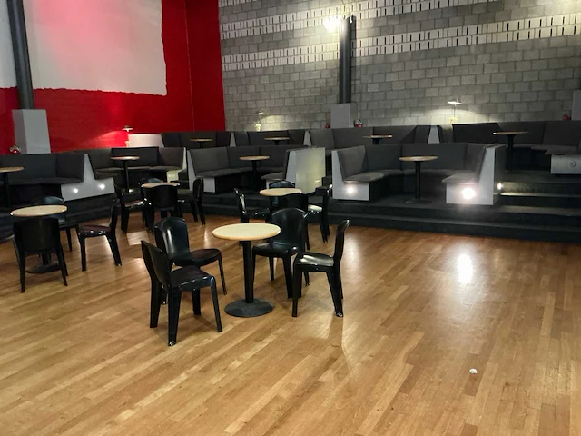 Partij horeca tafels - afbeelding 1 van  9