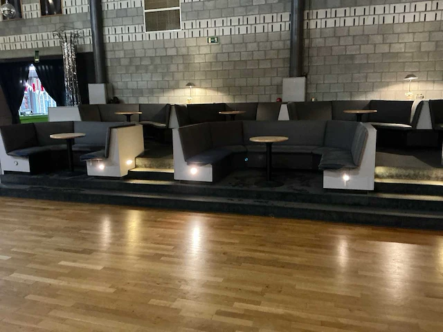 Partij horeca tafels - afbeelding 6 van  9