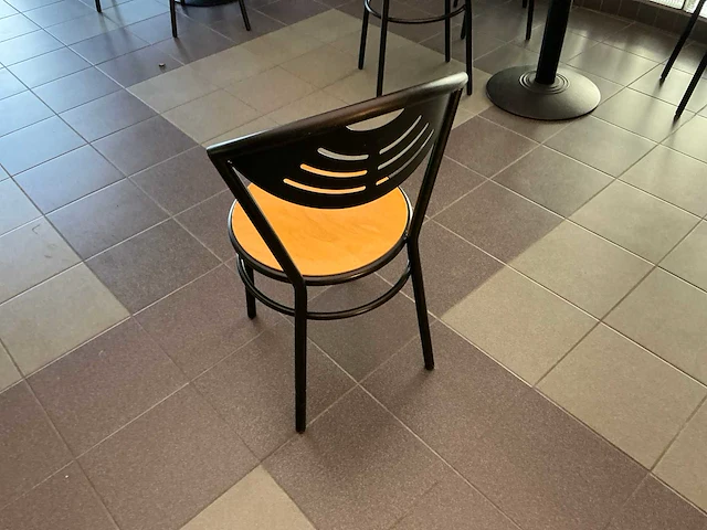 Partij horeca tafels - afbeelding 10 van  11