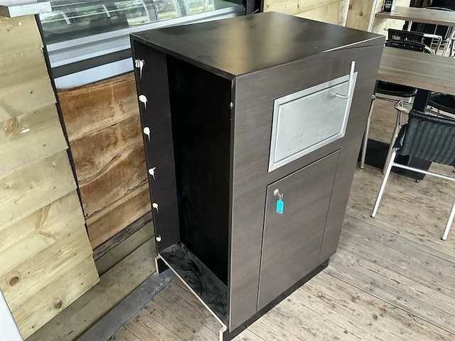 Partij horeca toebehoren vuilnisbakken (4st)-tv-verwarming-verpakkingen - afbeelding 3 van  21