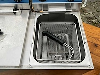 Partij horecatoestellen: dubbele friteuse, gasbrander, salamander, contactgrill - afbeelding 8 van  13