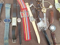 Partij horloges - afbeelding 6 van  9