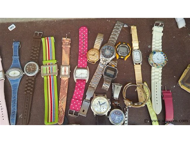 Partij horloges - afbeelding 9 van  9