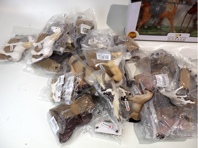 Partij horses - afbeelding 4 van  5