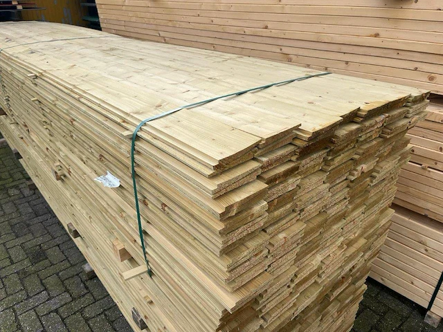 Partij hout 145x28x4800mm 140 stuks nieuw - afbeelding 1 van  1