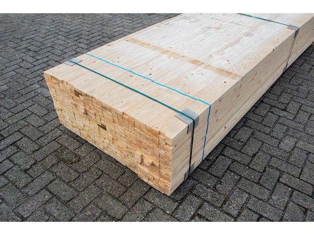 Partij hout 22x45x3900mm 100 stuks nieuw - afbeelding 1 van  1