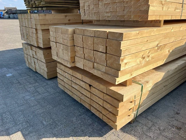 Partij hout 70x195x5100mm 48 stuks - afbeelding 1 van  1