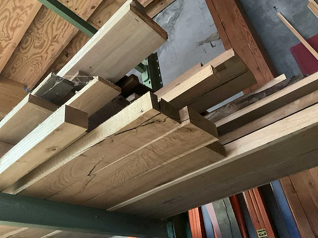 Partij hout eik - afbeelding 3 van  4