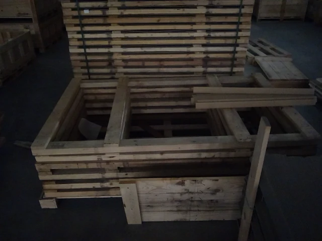 Partij hout + houten kisten - afbeelding 14 van  14