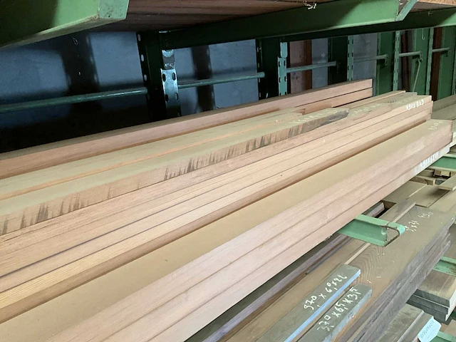 Partij hout redwood - afbeelding 4 van  6