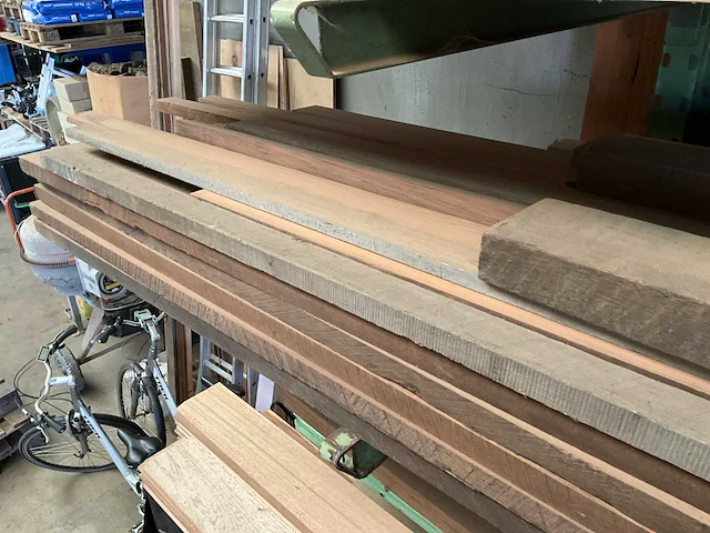 Partij hout redwood - afbeelding 1 van  6