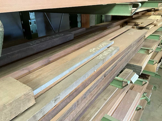 Partij hout redwood - afbeelding 4 van  6
