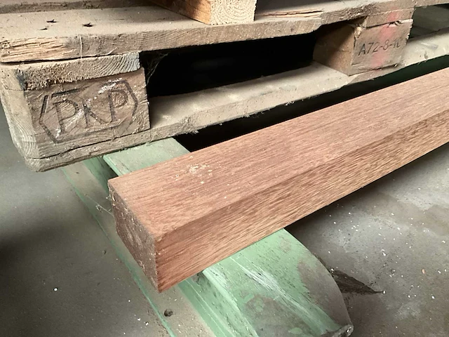 Partij hout redwood - afbeelding 4 van  4