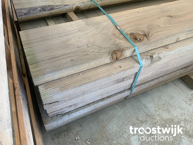 Partij hout - afbeelding 2 van  7