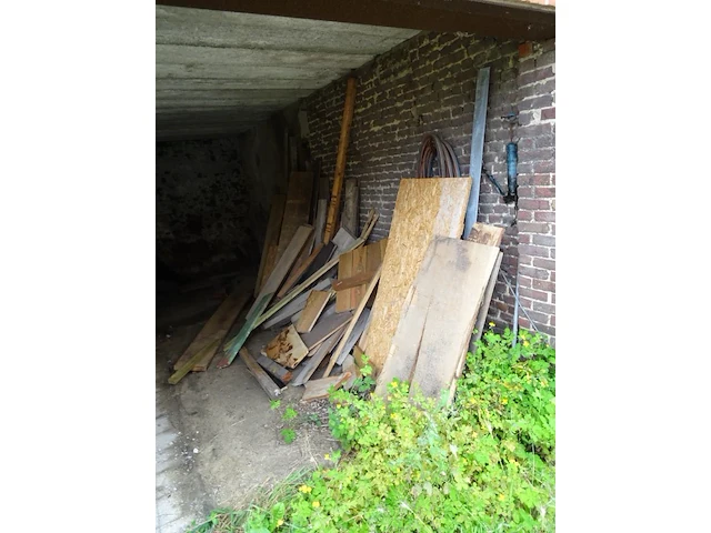 Partij hout - afbeelding 5 van  18
