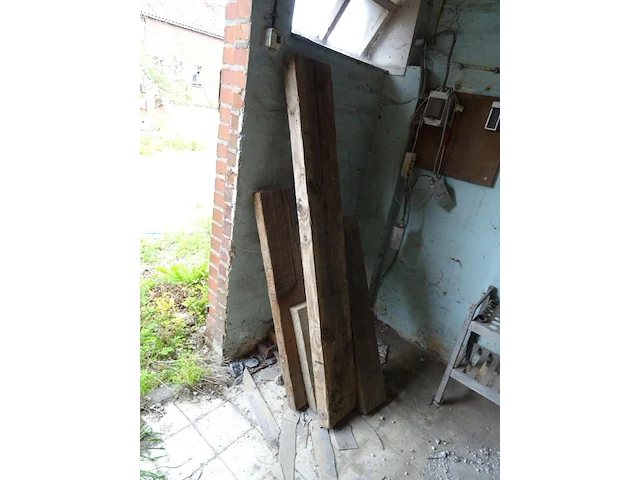 Partij hout - afbeelding 9 van  18