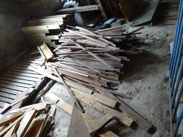 Partij hout - afbeelding 18 van  18