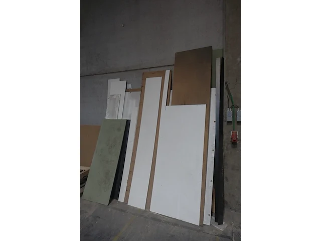 Partij hout - afbeelding 5 van  8