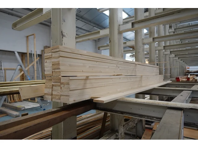 Partij hout - afbeelding 2 van  7