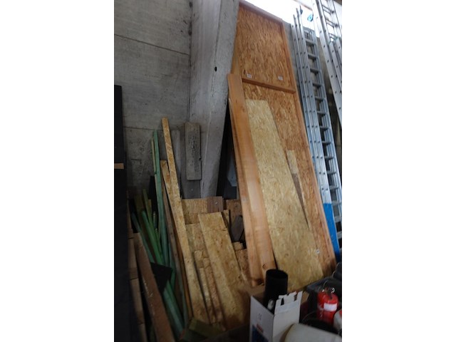 Partij hout - afbeelding 6 van  8