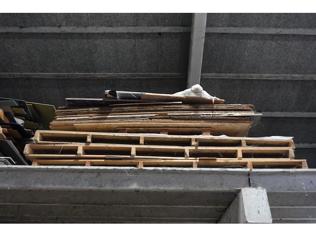 Partij hout - afbeelding 7 van  8