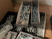 Partij houtbouten en houtschroeven - afbeelding 2 van  7