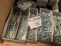 Partij houtbouten en houtschroeven - afbeelding 6 van  7