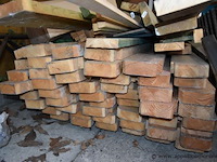 Partij houten balken lengte plm 350cm - afbeelding 2 van  2